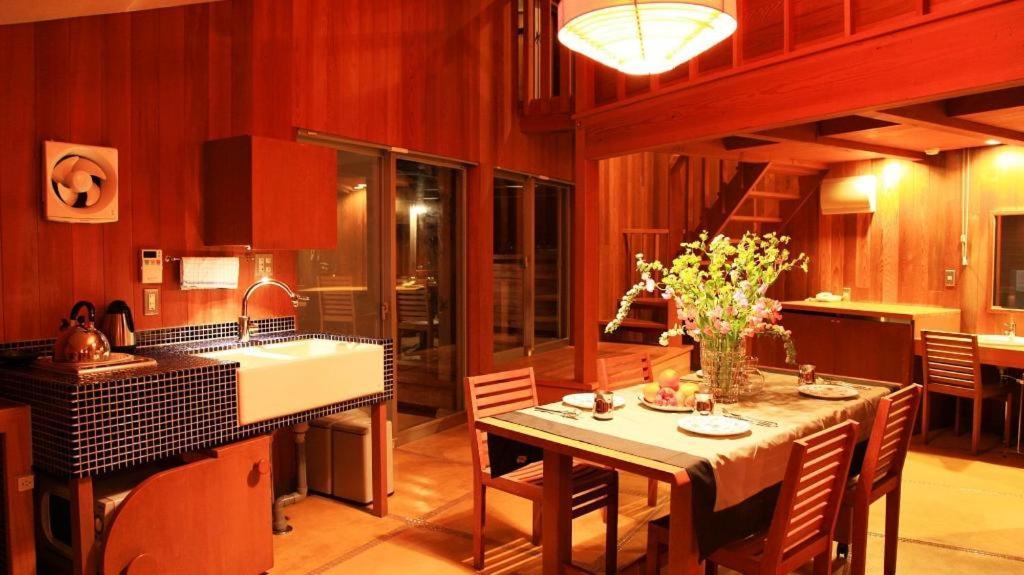 Ukawa Onsen Yoshino No Sato Hotel Kyotango Buitenkant foto